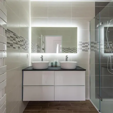 בית נופש Maison Avec Jacuzzi *