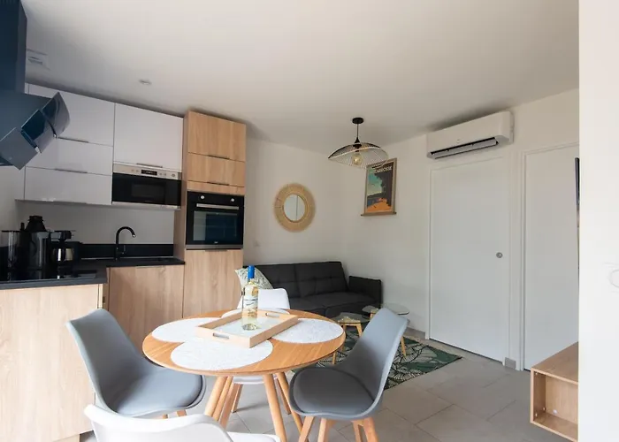 Maison Avec Jacuzzi ビスカロッス